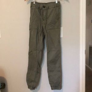 American Eagle Green Cargo Joggers